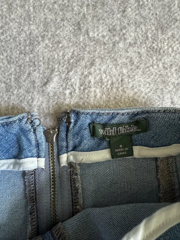 Wild Fable High-Waisted Light Wash Denim Skirt - Image 4