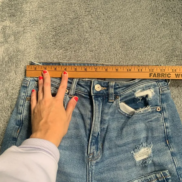 American Eagle Outfitters mom straight jeans - Image 8
