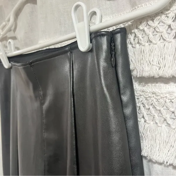 Abercrombie & Fitch Vegan Leather Flare Split Leg Pant - Extra Small Short - Image 8