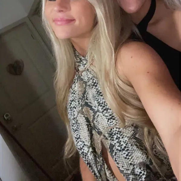 Snakeskin boutique bodysuit! Tan - Image 4