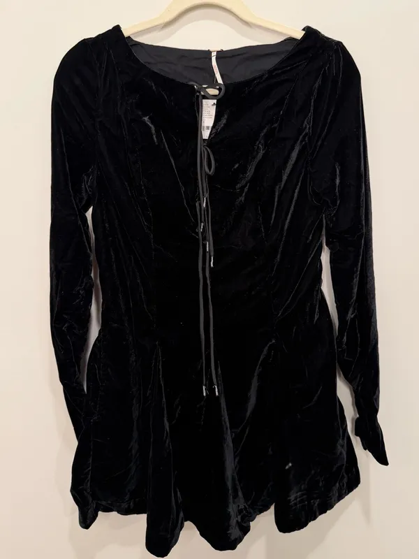 Free People Linney Velvet Minidress Black NWT Size‎ 6 - Image 2