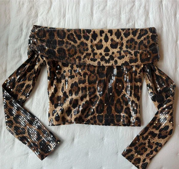 Bailey Roses Cheetah Top Brown - Image 2