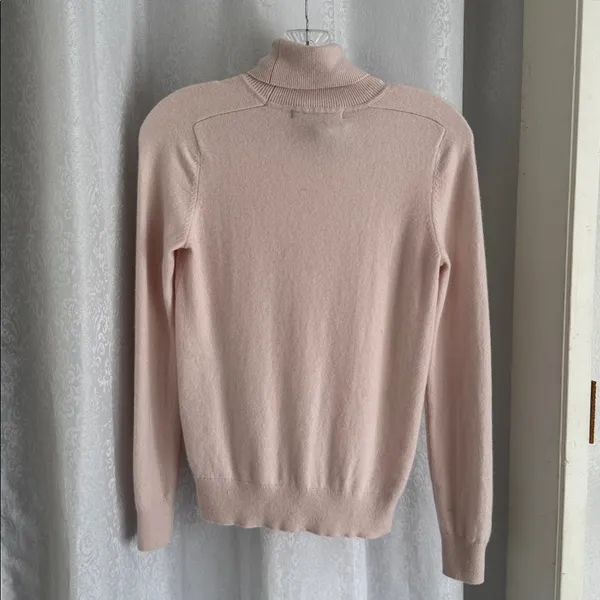 Quince Cashmere Pink Turtleneck Sweater Sz: Xs - Image 2