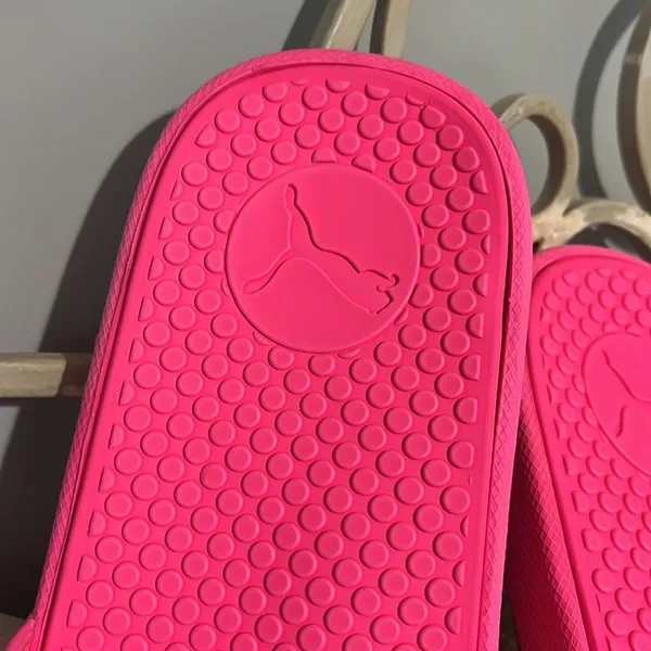 Puma Pink Slides Shower Shoes Sandals Beach Pool Womens 8 - Image 7