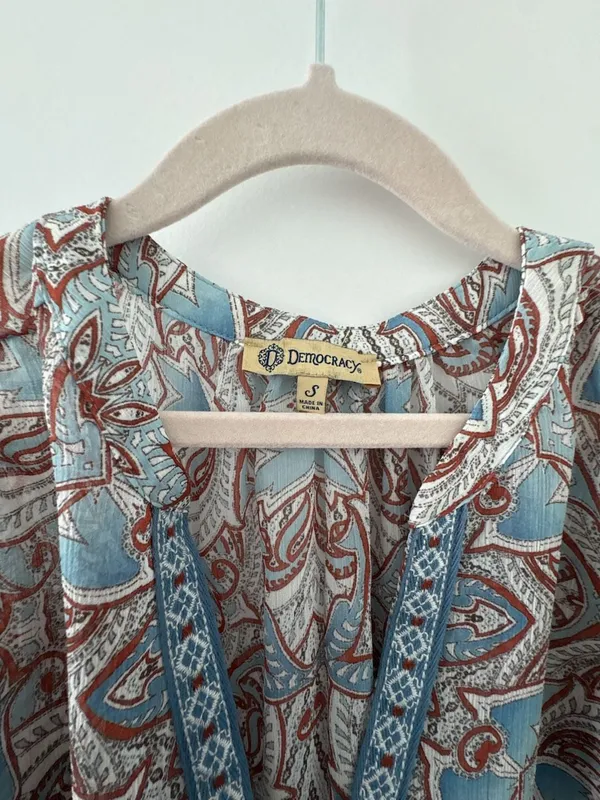Democracy Paisley Print Split Neck Long Sleeve Tunic Blouse - Image 2
