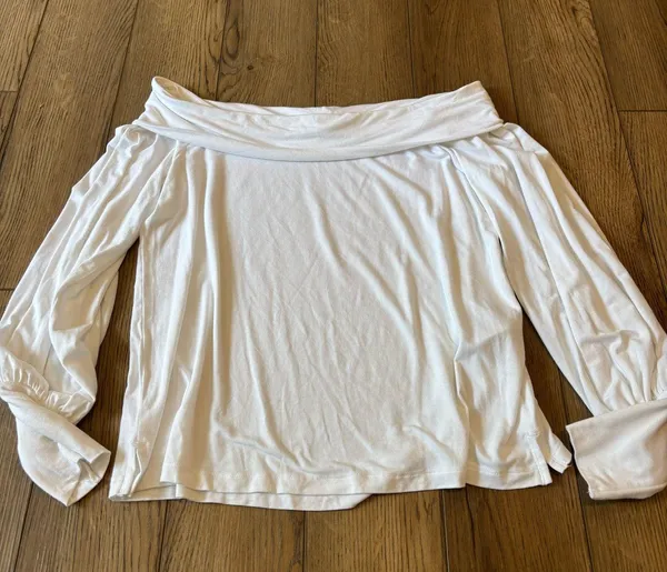 Abercrombie top - Image 3