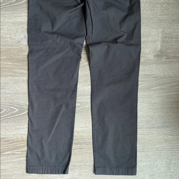 Vuori Ripstop Pants  Women's Small - Image 12