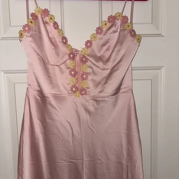 Selfie Leslie Pink Midi Dress Size L - Image 5