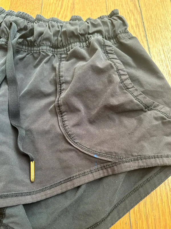 Vintage Lululemon Work It Out Shorts - Image 3