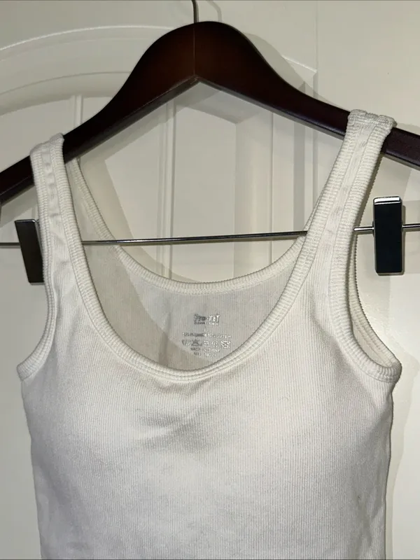 Pro-Fit Seamless Ribbed Sports Bra L NWOT White - Image 2