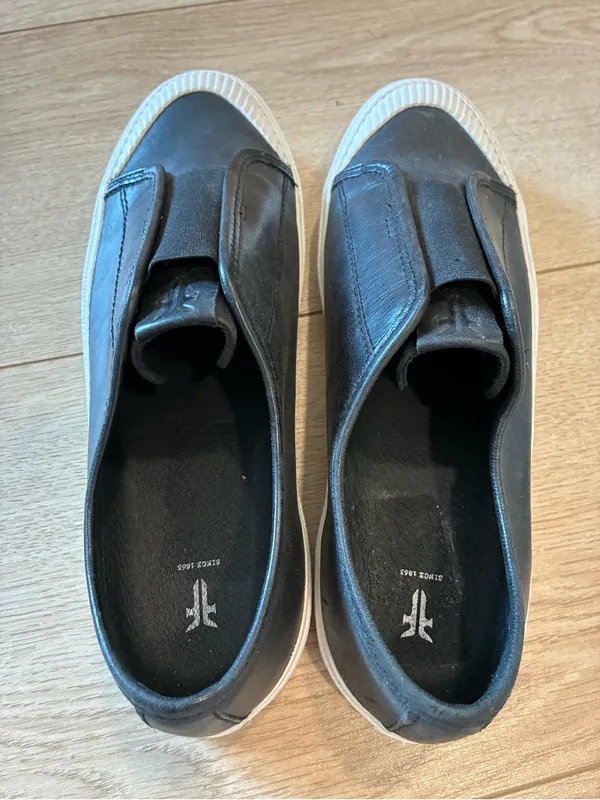 Frye Women’s Claudia Slip On Sneakers Black Leather Size 7.5 - Image 7