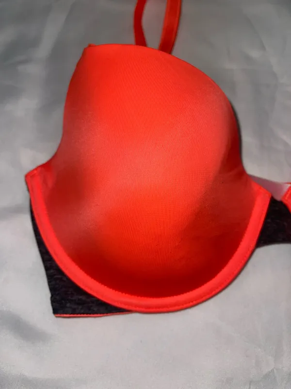 PINK Victoria's Secret Bra - Image 4