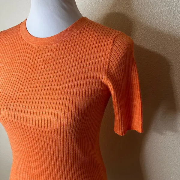 Frame orange ribbed wool short sleeve crewneck sweater WOMENS SMALL - Image 2