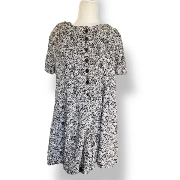 Express Vintage 90s Black White Floral Rayon Button Front Romper‎ Small Romantic - Image 3