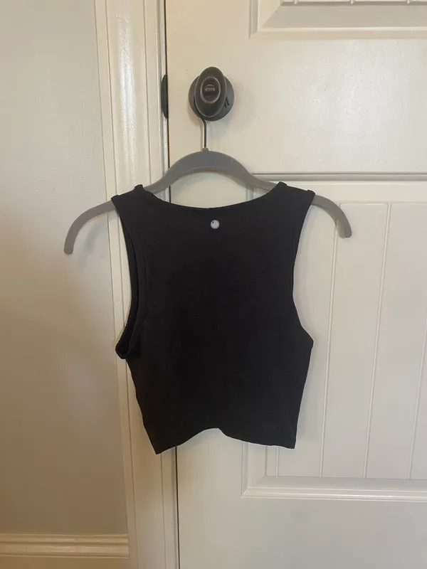 Yogalicious Twist Crop Tank - Image 4