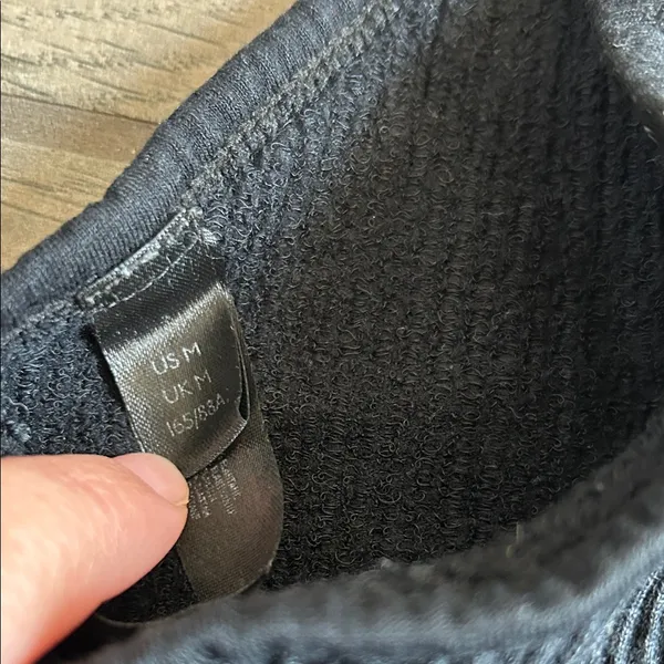 Urban Outfitters Black Ribbed Crop Top - Image 3
