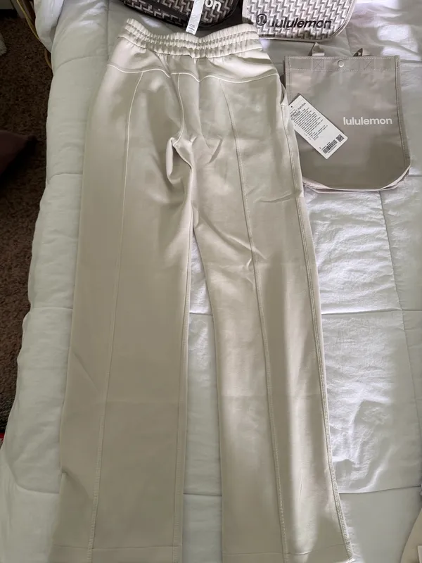 Lululemon Bone Softstreme High-Rise Pants - Image 4