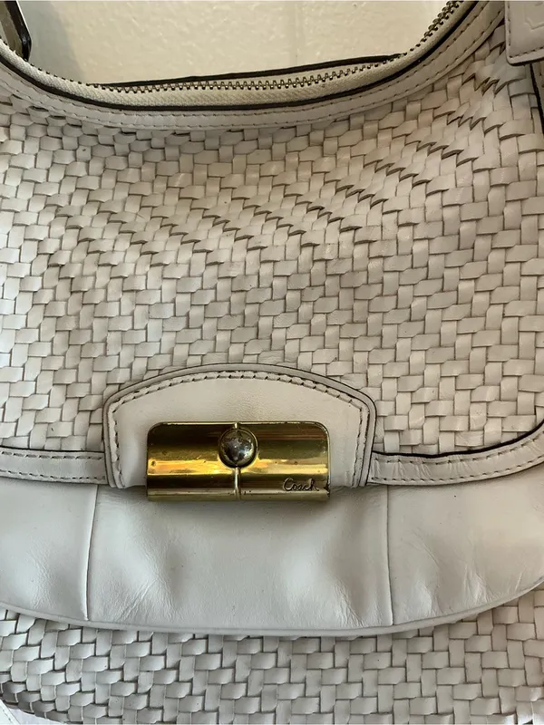A Rare Large Vintage Y2K Coach Kristin Cream Woven Leather Hobo Handbag - Image 4