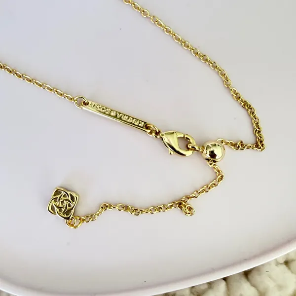 Kendra Scott Elisa Princess Gold Short Pendant Necklace - Image 6
