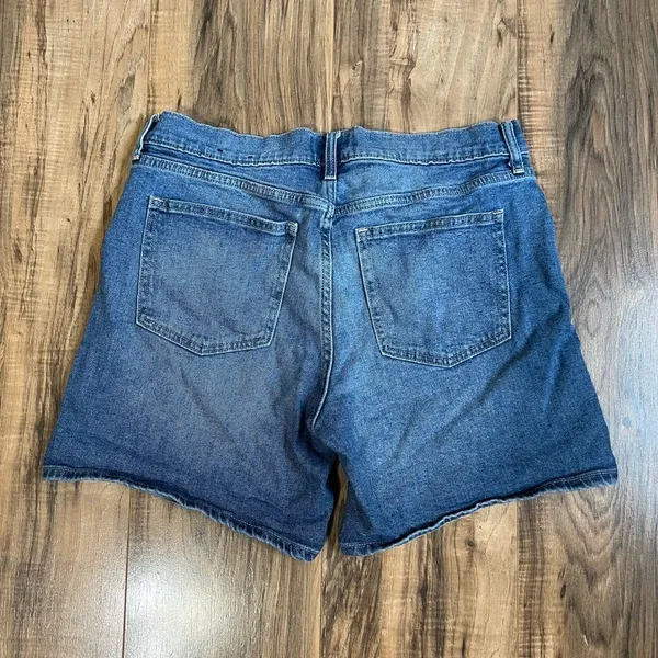 ‎Gap jean shorts 10 - Image 3