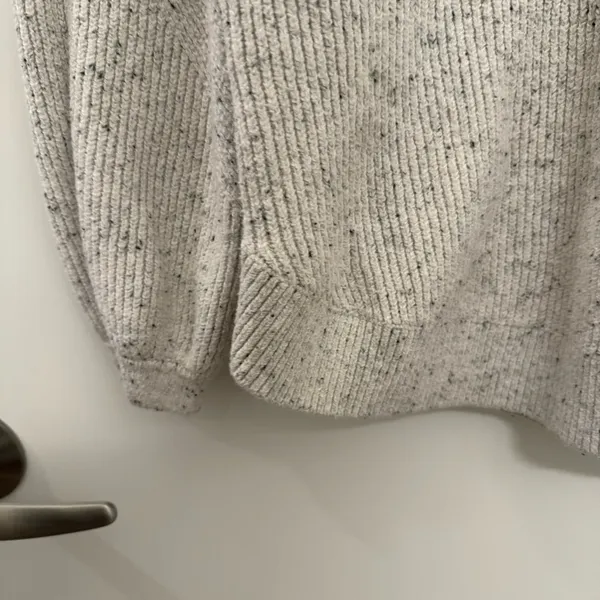 Loft Grey Sweater - Image 5