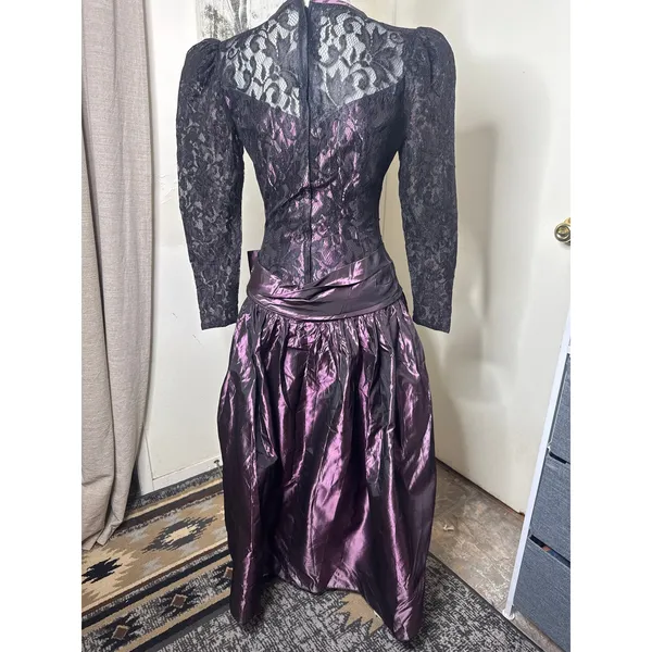 VTG 80s Whimsigoth High-Low Prom Dress Metallic Purple Taffeta Black Lace-Bow S - Image 6