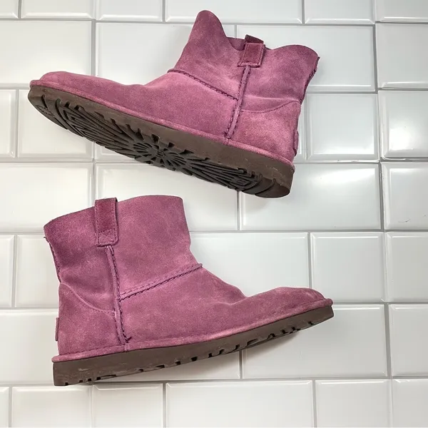 UGG Unlined Classic Mini PURPLE Treadlite BOOTS‎ - Image 4