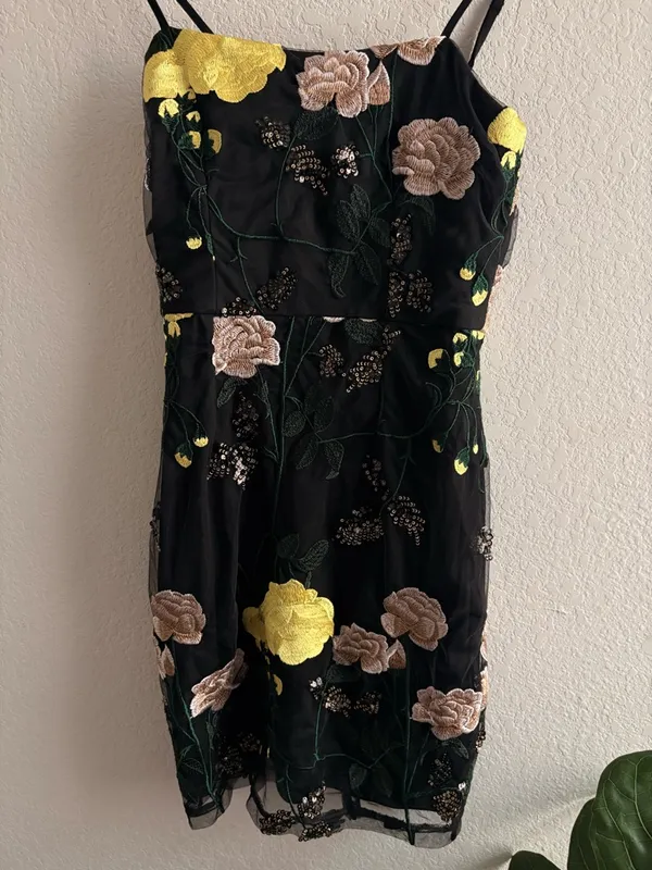 Lulu's Sz XS Rue Black Floral Embroidered Sequin Bodycon Mini Cocktail Dress - Image 3