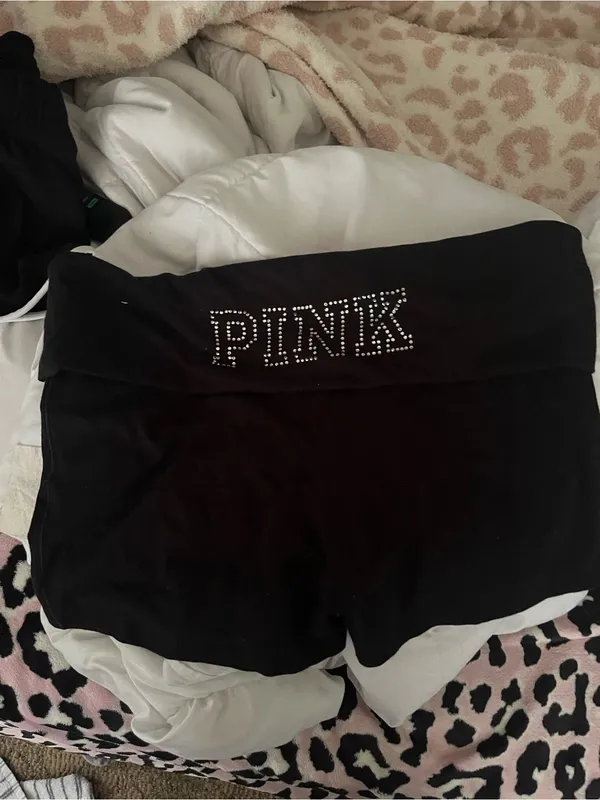Victoria’s Secret Rhinestone Foldover Shorts Size xl - Image 4