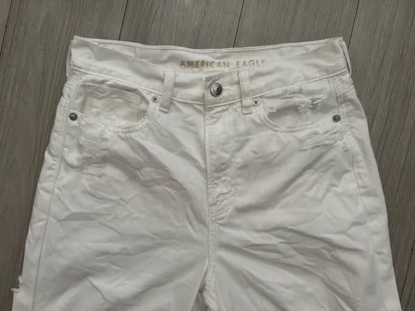 American Eagle Jeans - Image 5