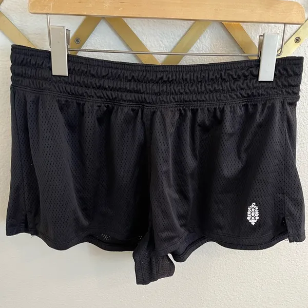 Free People Movement Hoop Shorts Black Large - Image 5