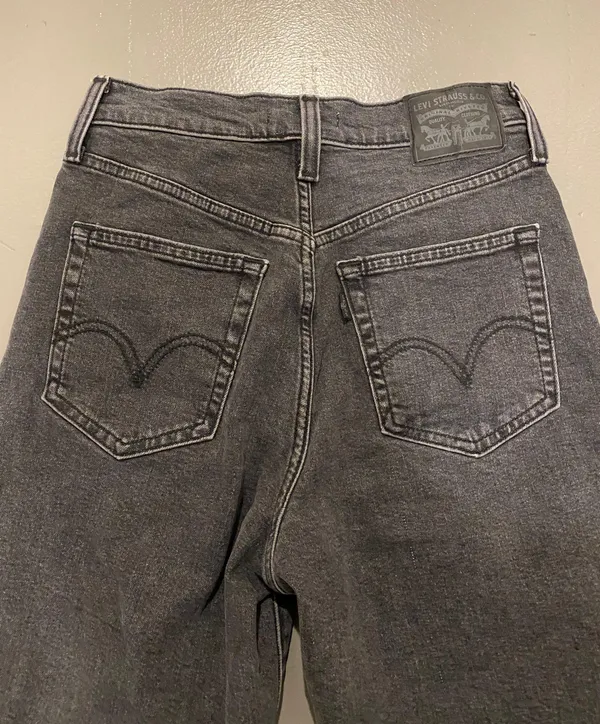 Levi's Mom Jeans - Image 2