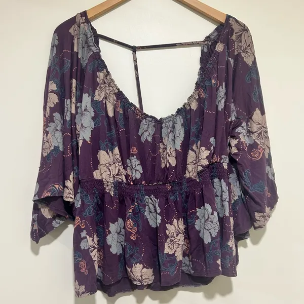 Free People Glenside Floral Peasant Open Back Blouse in Purple Size Medium - Image 3