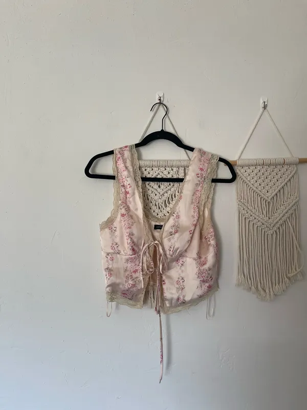 Cotton Candy LA Floral Satin Lace Trim Tie Front Top - Image 2