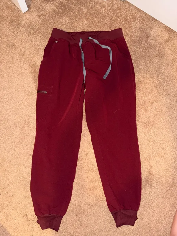 FIGS Scrubs Set - Image 2
