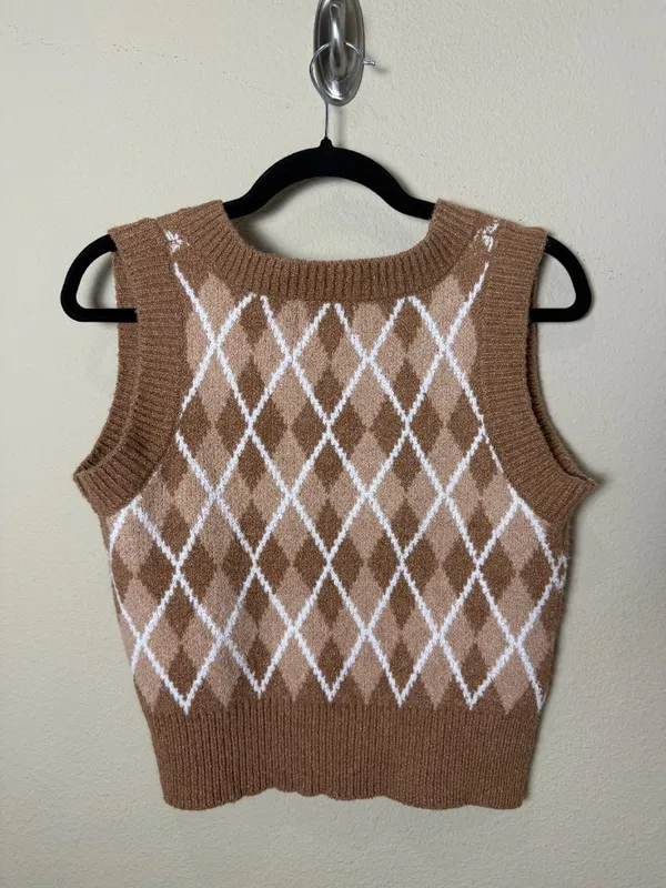 Pink Rose Tan Neutral Argyle Sweater Vest Top Size Small - Image 4
