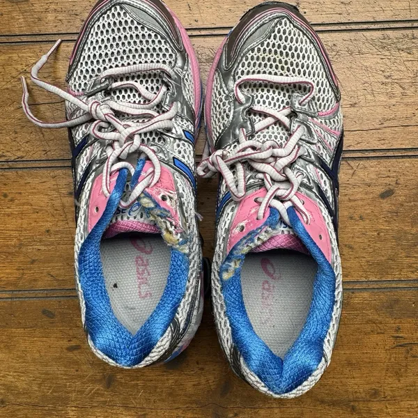 Asics Gel Venture 4 Gray Pink Blue Shoes Sneakers All Terrain‎ Womens Size 6 - Image 6