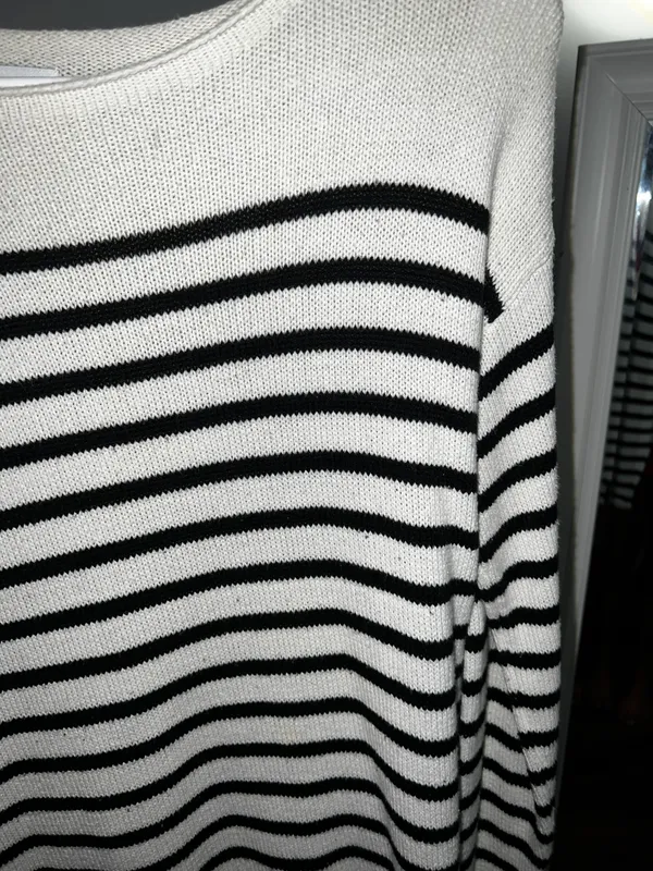 Old Navy Stripped Sweater - Image 3