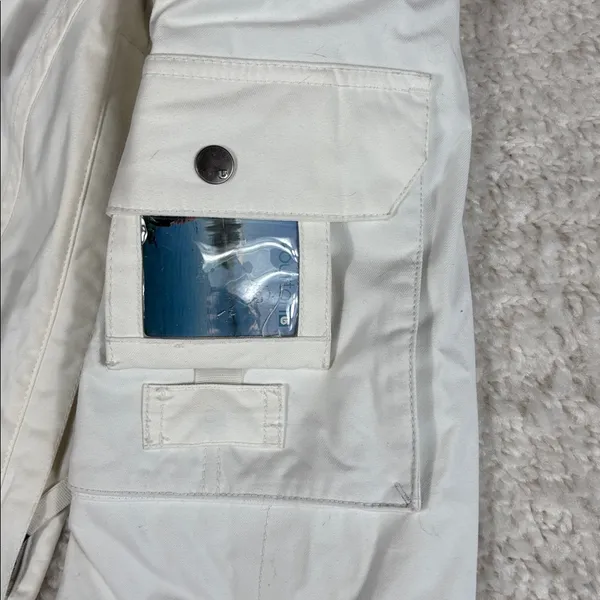 Burton Women's Dryride Stow Cargo Snow Pant XS White Rock Salt New With Tags - Image 11