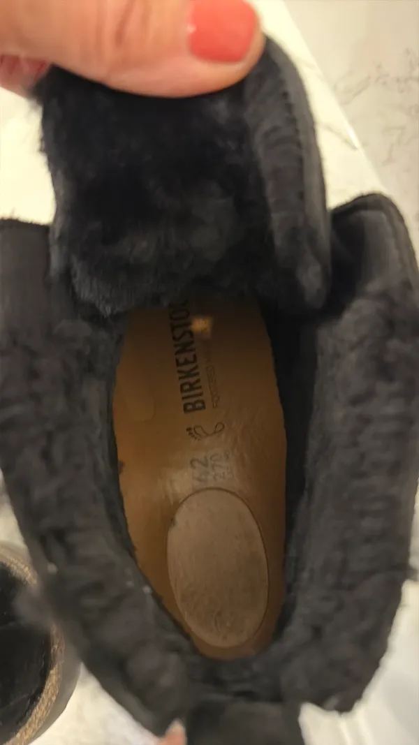 Birkenstock Women’s Boots shearling lined - Image 3
