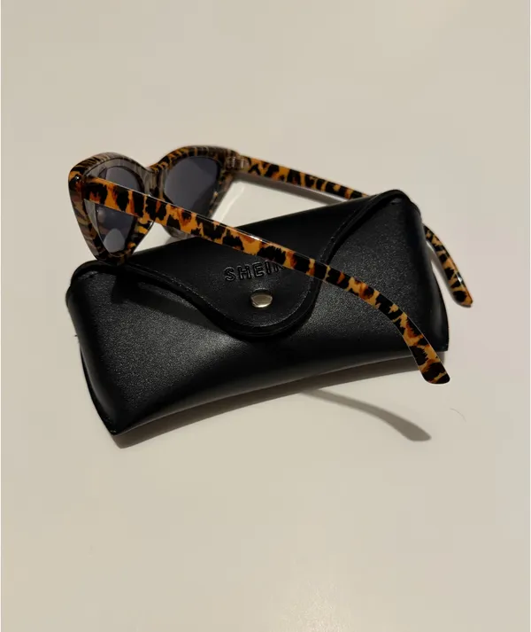 Shein Sunglasses Cat-Eye - Image 3