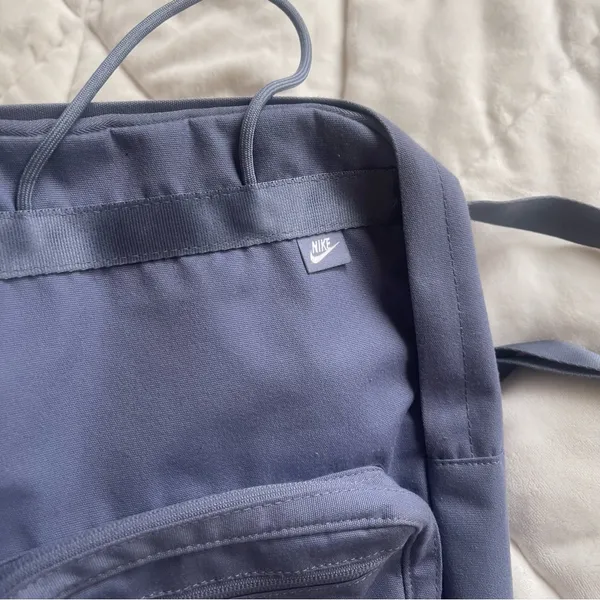 Nike Backpack Purple Expandable Adjustable Straps Multiple Compartments - Image 7