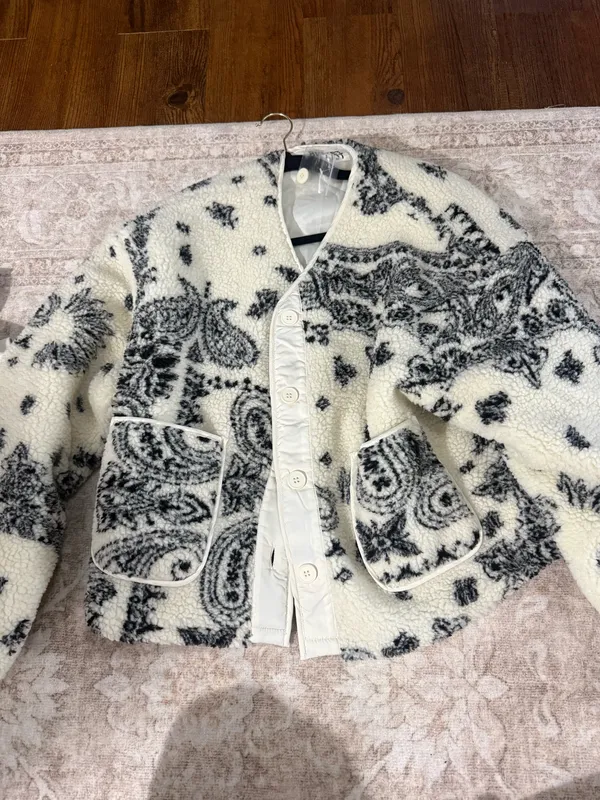 Boutique water lily clothing - Image 3
