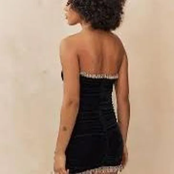 Urban Outfitters ( Kimchi Blue) Robin Velvet Sweetheart Mini Dress . NWOT - Image 2