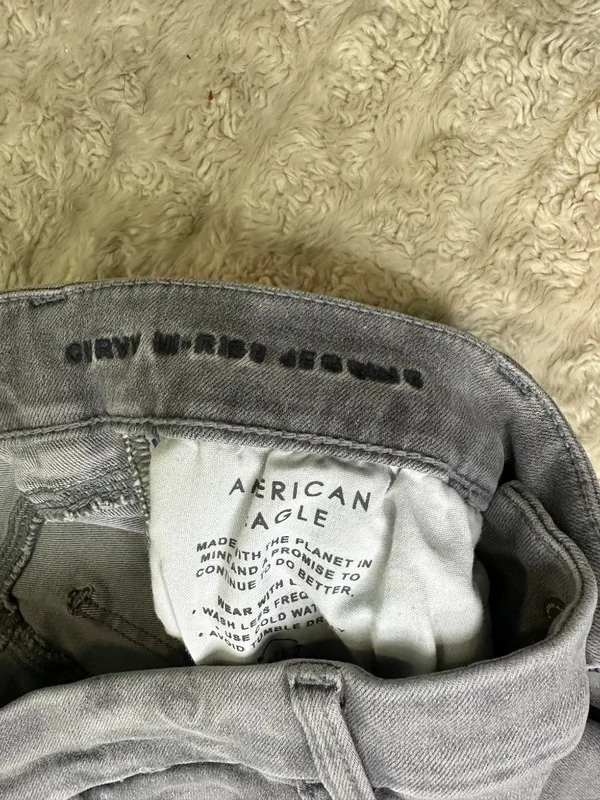 American Eagle grey Curvy Hi-Rise Next Level Stretch denim jeggings Size 8 X-Long - Image 4