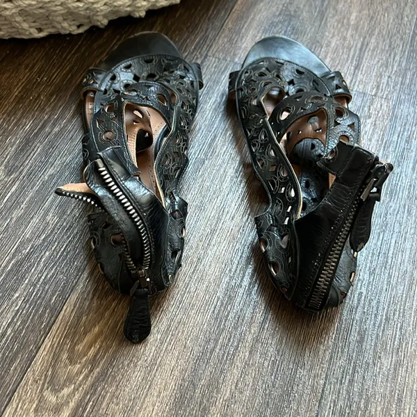 Alaia Paris Sandals Size 6.5 - Image 4