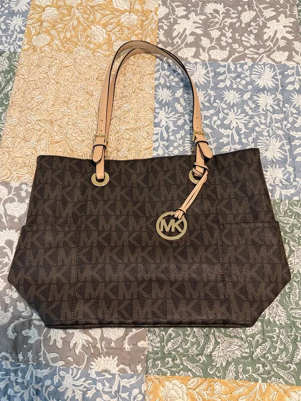 Michael Kors Jet Set Tote MK Logo Large Carryall Laptop Bag Brown Tan Gold - Image 3