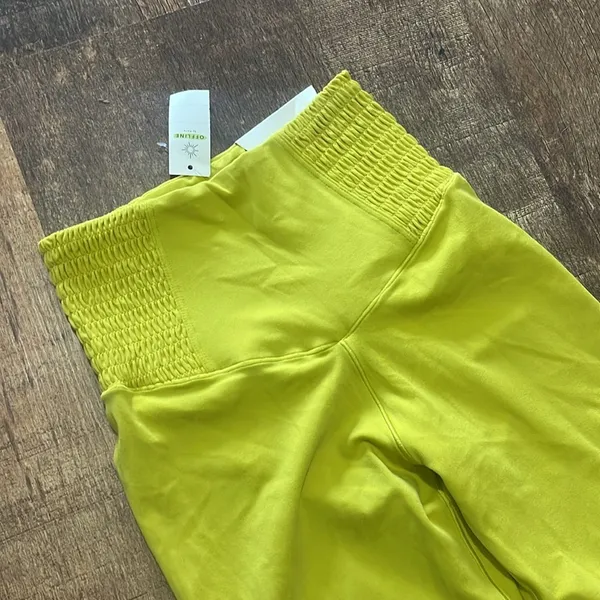 OFFLINE By Aerie Real Me Smocked Legging Size xs - Image 5