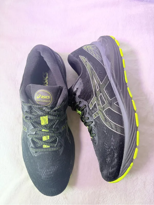 Asics Black Running Shoe with Neon Green Accents - Image 6