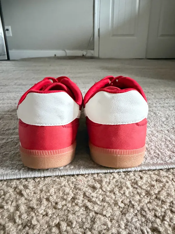 DV by Dolce Vita Sneakers - Image 3